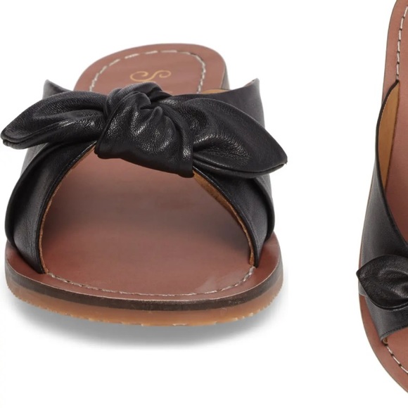 (NEW) Black Leather Sechelles ✨moonlight slides✨ - Picture 3 of 6